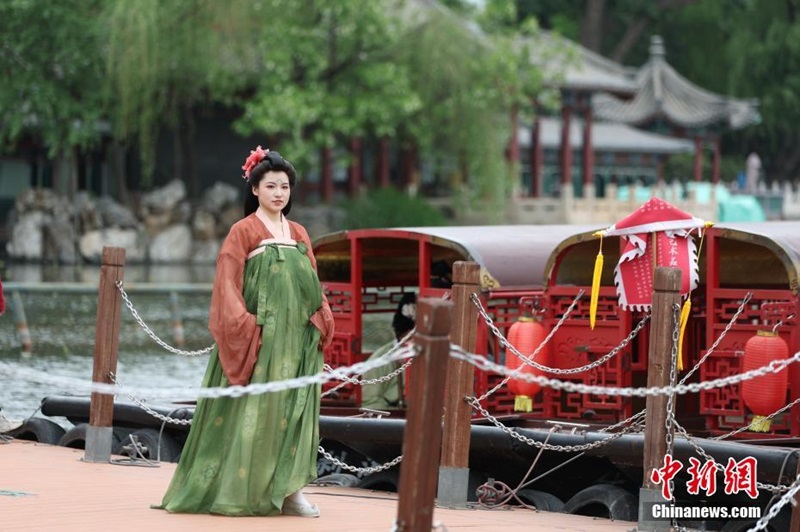 ?Бейж??де табыл?ан археологиялы? ки?мдерд?? бейнес?н ?алпына келт?руд?? динамикалы? к?рмес?? Бейж??де к?рсет?лд?