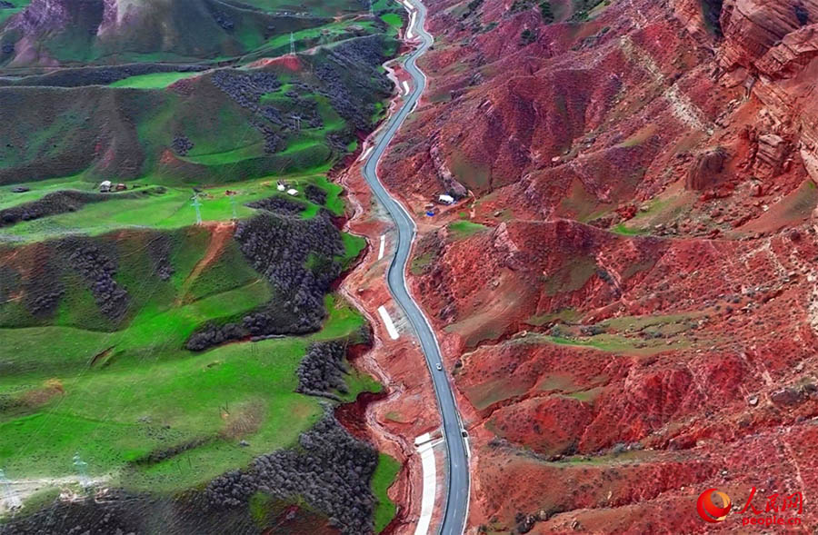 Шы?жа? Тяньшань д?л?з?н?? S101 тасжолы б?р к?нде т?рт мезг?лд? кес?п ?тед?