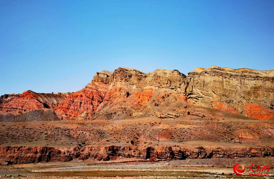 Шы?жа? Тяньшань д?л?з?н?? S101 тасжолы б?р к?нде т?рт мезг?лд? кес?п ?тед?