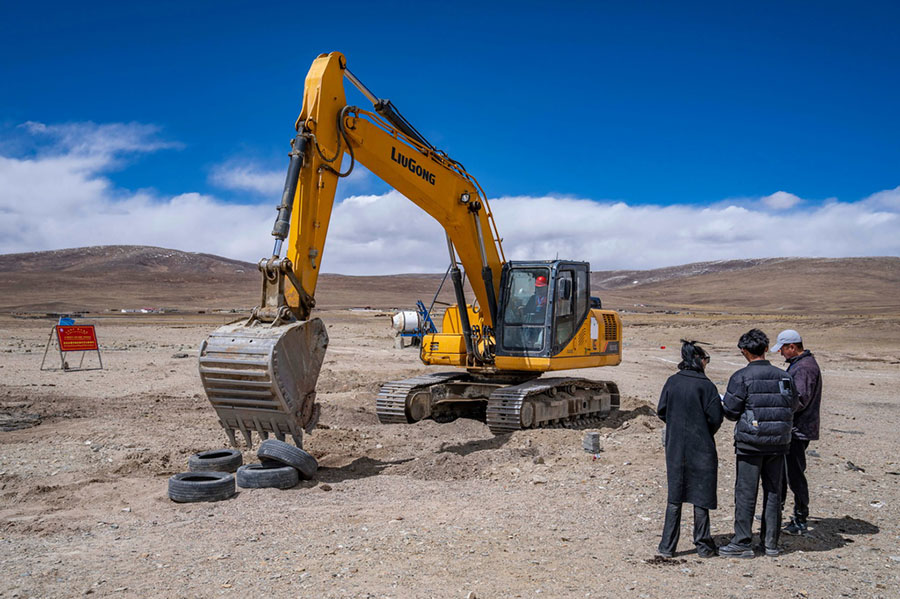 Нежун, Сицзан: жайлауда?ы шеберл?к бай?ауы