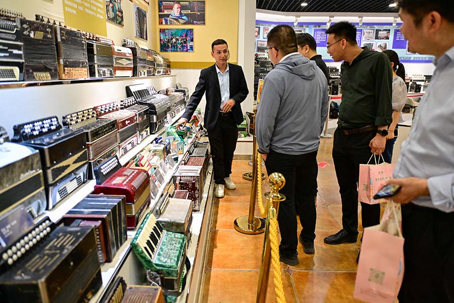 ??лжа, Шы?жа?: турист?к нары? жандана т?ст?