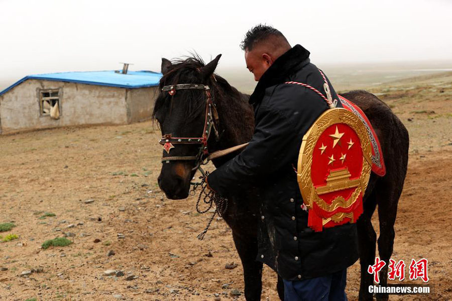 Голо, Цинхай: Цинхай-Сицзан ?ст?рт?ндег? ?ат ?ст? соты?