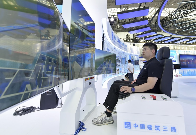 8-?нш? кезект? ?ытай-Азия-Еуропа к?рмес? ?т?п жат?ан орынмен танысы?ыздар