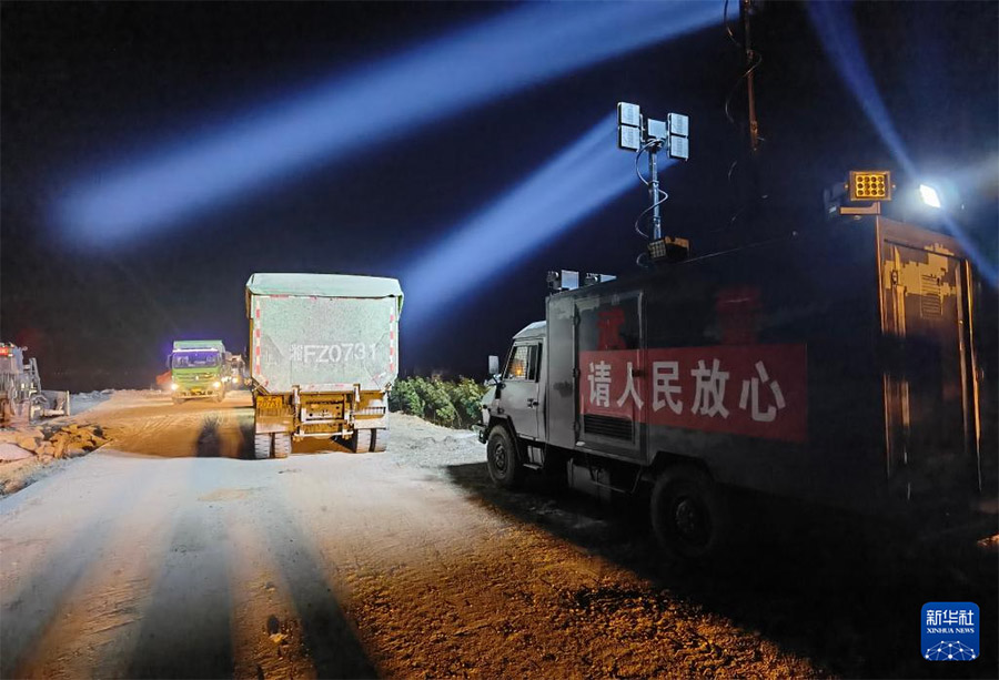 О?т?ст?к аума?ты? ?скери-?уе к?штер? су тас?ынынан ??т?ару миссияларын орындау ?ш?н Юэян?а барды