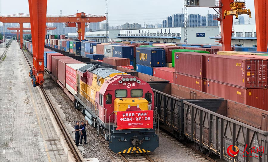 Аньхойды? ал?аш?ы ?ек? те??зд? кес?п ?тет?н? ?ытай-Еуропа пойызы жол?а шы?ты