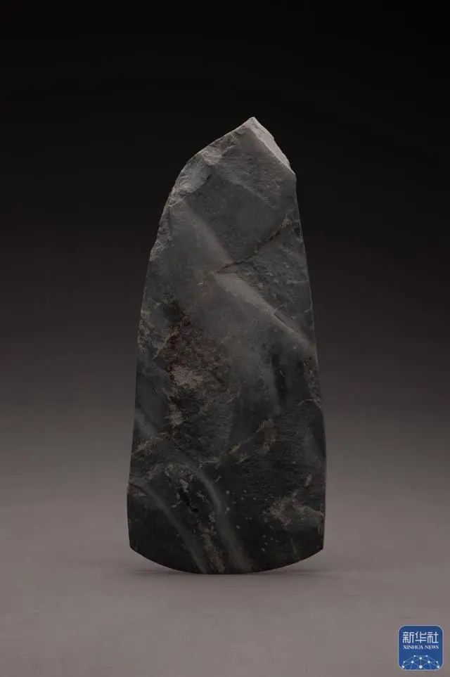 Саньсиндуй ?ирандыларында?ы ?ас тасы ??ралдарыны? археологиясы жа?а жет?ст?ктерге ?ол жетк?зд?