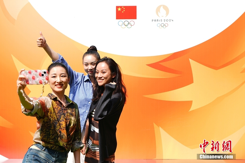 Париж Олимпиадасыны? ??ытай ?й?? ?она?тар?а ес?г?н ашты