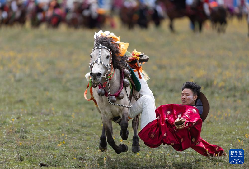 Сычуаньны? Литан ауданында ?1 тамыз? б?йгес? басталды