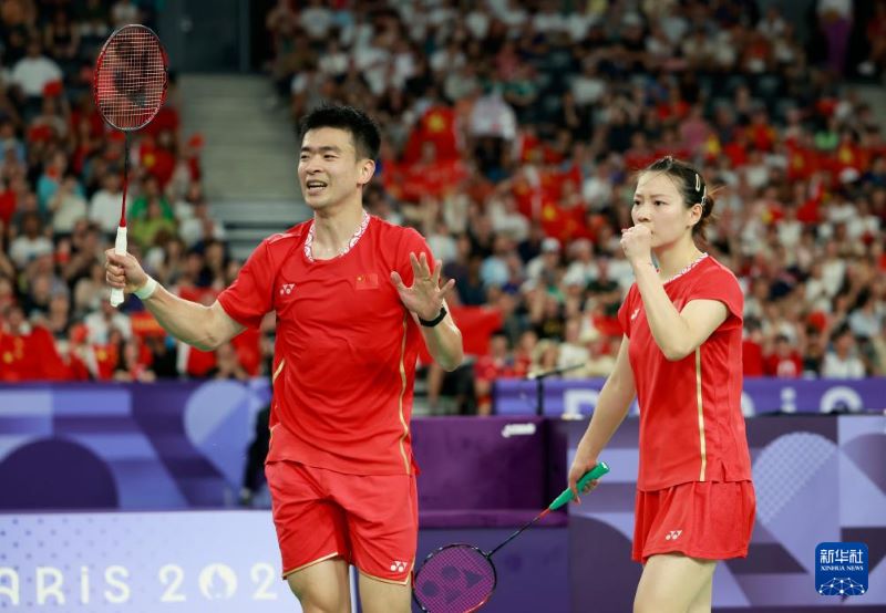 Бадминтоннан аралас ж?пты? жарыста Чжэн Сывэй мен Хуан Яцюн алтын медаль же??п алды