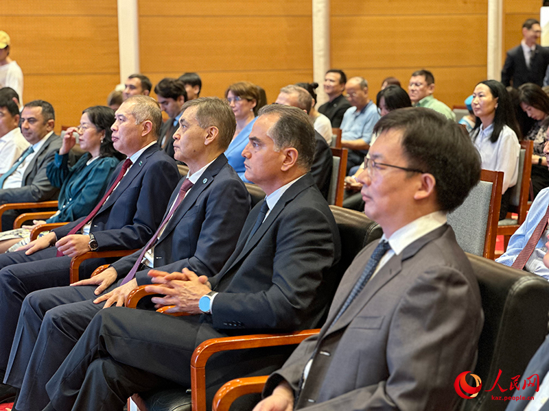 Бейж??де Абай о?улары ?тт?