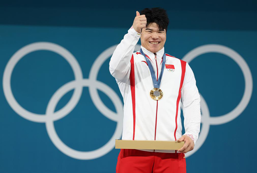 Лю Хуаньхуа ерлер арасында?ы ауыр атлетикадан 102 кел? салма?та алтын алды