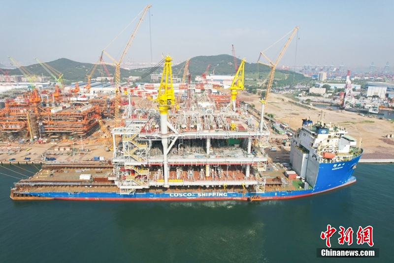 ?ытай сал?ан е? ?р? халы?аралы? те??з м?най-газ платформасы ая?талып, жетк?з?лд?