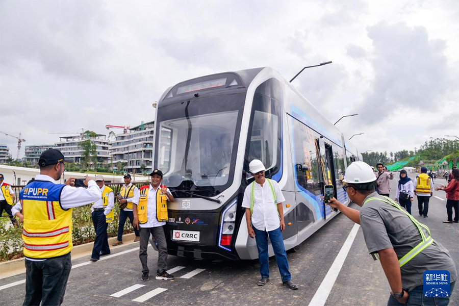 Индонезия Президент? Джоко ?ытайды? ?а?ылды тем?ржол? ж?йес?н сына?тан ?тк?зд?