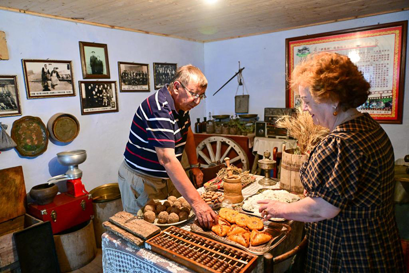 Шы?жа?ды? ?йел З?йт?на еск? ?йлер мен та?амдар ар?ылы татар м?дениет?не м?рагерл?к ет?п келед?