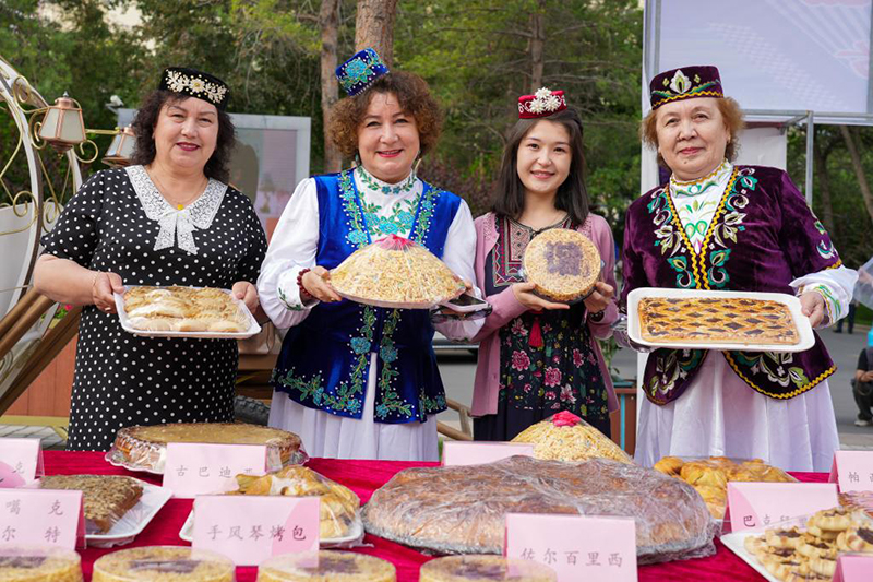 Шы?жа?ды? ?йел З?йт?на еск? ?йлер мен та?амдар ар?ылы татар м?дениет?не м?рагерл?к ет?п келед?