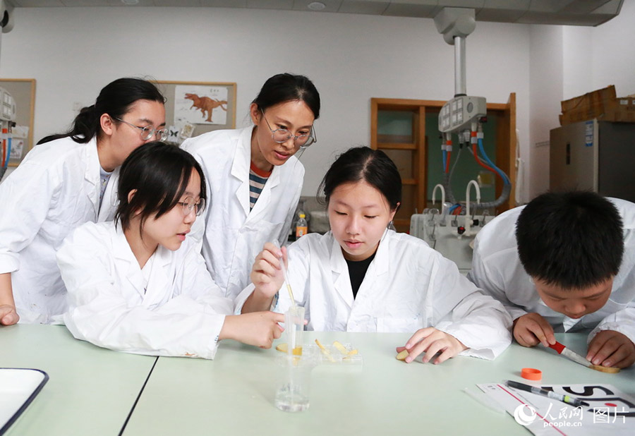 ?стаз, ?ажырлы е?бег???зге ра?мет!