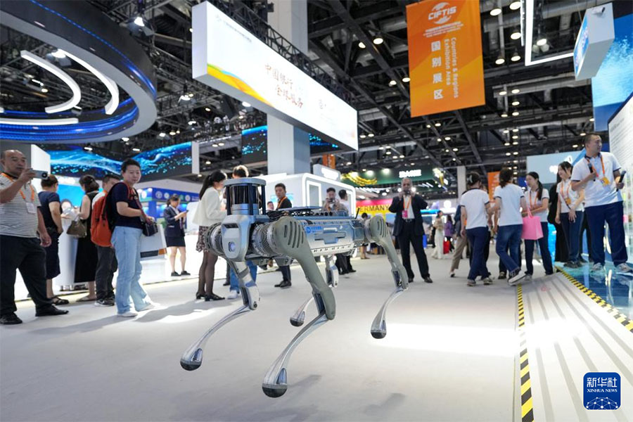 ?ызмет к?рсету - сауда ж?рме?кес?ндег? ?мамандандырыл?ан, тал?ам?а сай, арнайы ж?не жа?а? элементтер