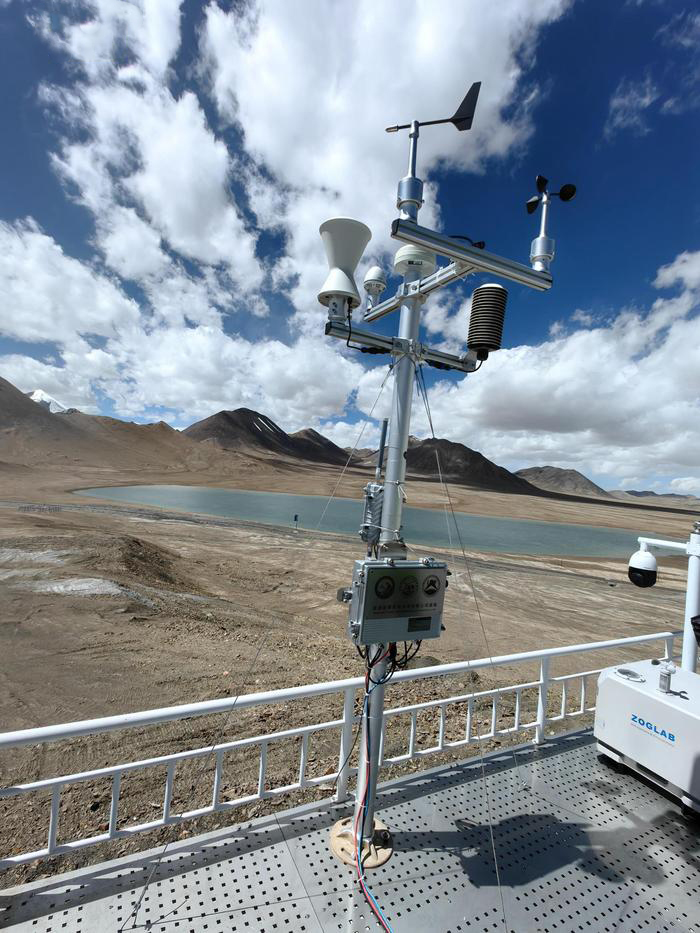 5287,71 метр! ?ытайда е? би?кт?ктег? жасанды жолмен ауа райына ы?пал жасайтын ба?ылау платформасы салынды