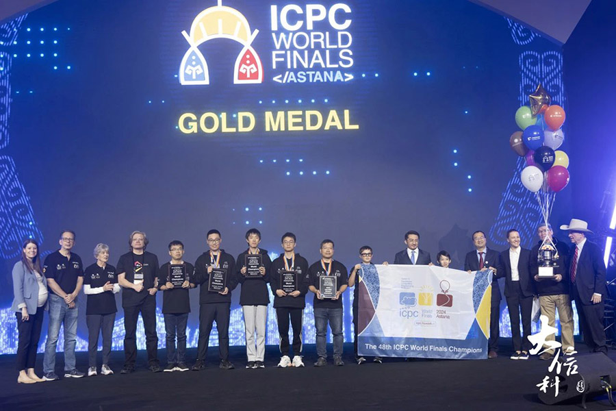 Бейж?? университет?н?? студенттер? халы?аралы? ?студенттерд?? ба?дарламалау бай?ауыны?? жалпы чемпионатында же??ске жетт?