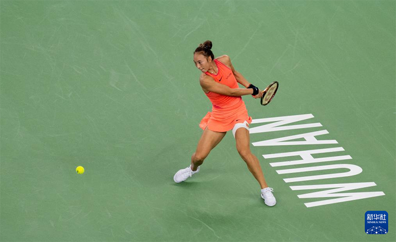 Чжэн Циньвэнь е? жа?сы н?тиже жаратты