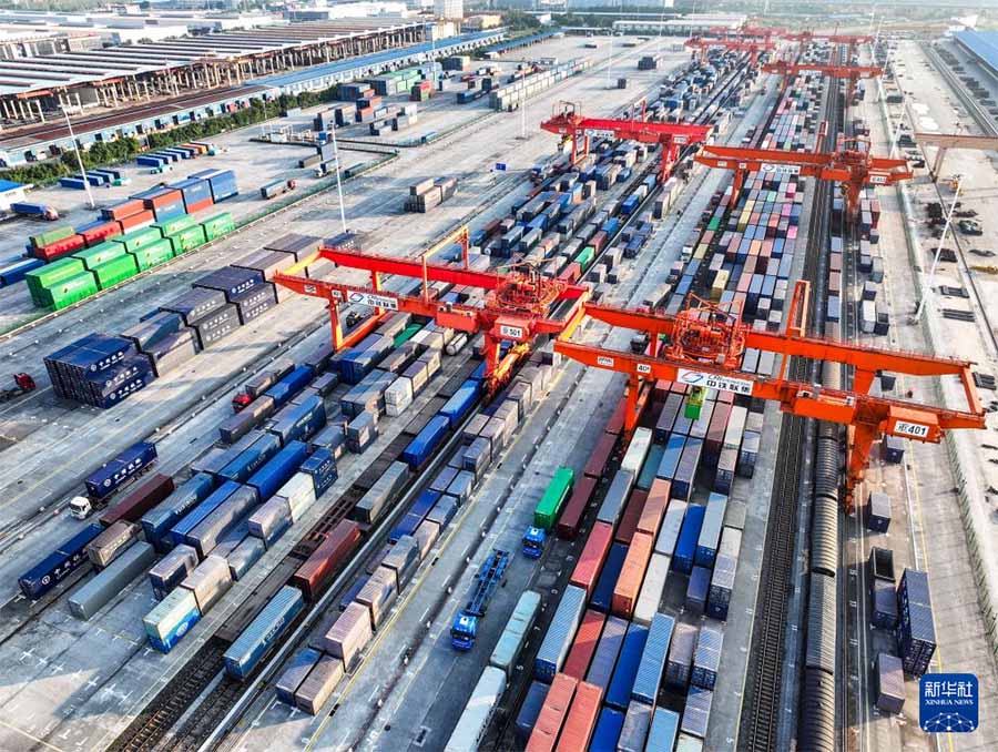 Чунцин халы?аралы? логистикалы? хабыны? саяба?ы ?м?рше?д?кке толы