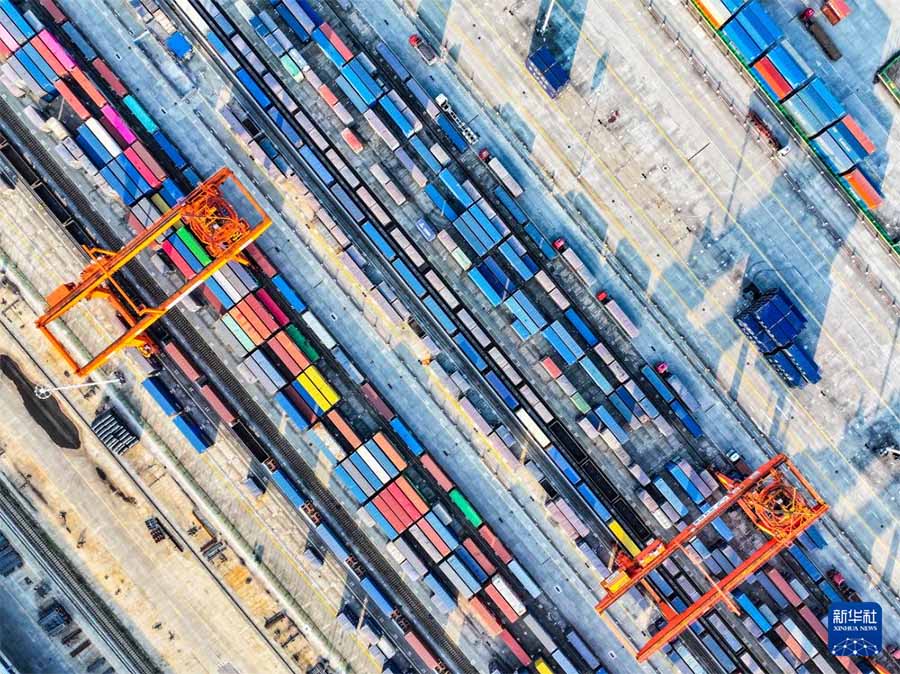 Чунцин халы?аралы? логистикалы? хабыны? саяба?ы ?м?рше?д?кке толы