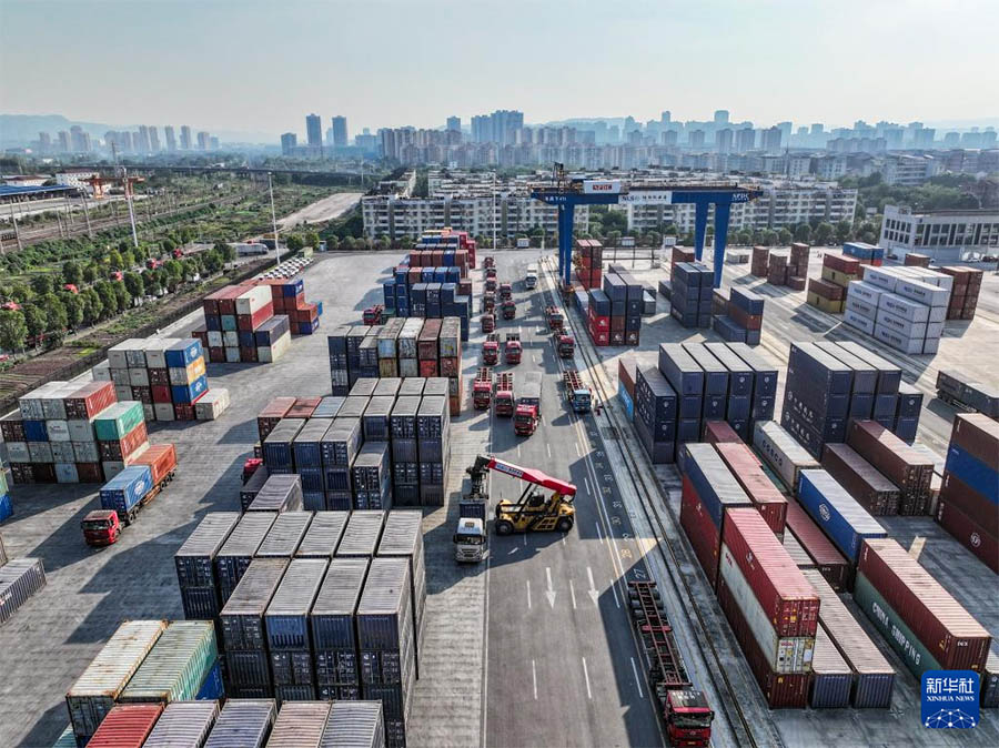 Чунцин халы?аралы? логистикалы? хабыны? саяба?ы ?м?рше?д?кке толы