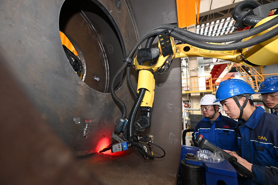 ?ытайда те??з м?най-газ жабды?тарын шы?аратын т???ыш ?а?ылды зауыт? толы?ымен ?ске ?осылды