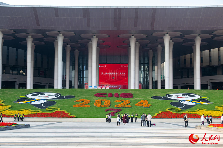 7-нш? ?ытай импорт к?рмес?н?? макет? нег?з?нен ая?талды