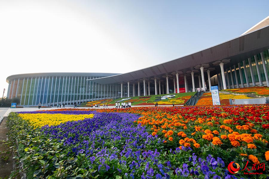 7-нш? ?ытай импорт к?рмес?н?? макет? нег?з?нен ая?талды