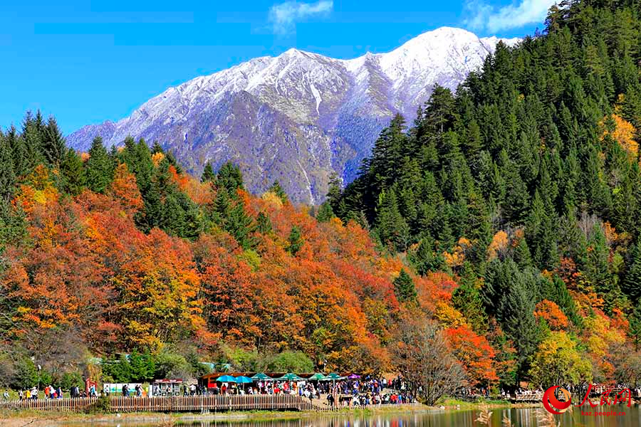 Цзючжайгоу, Сычуань: к?з мей?р?н ?андырарлы? к?зг? к?ркем пейзаждар