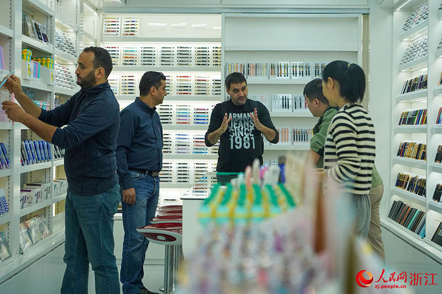 И-у, Чжэцзян: ?лемге ?йг?л? халы?аралы? сауда ?аласы