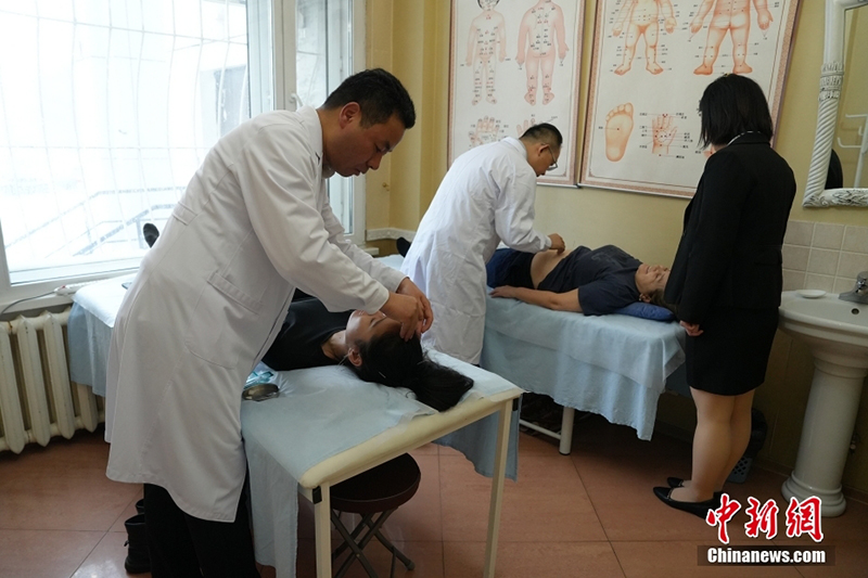 ?аза?станны? Астана ?аласыны? хал?ы ?ытайды? д?ст?рл? медицинасына тег?н ?аралды