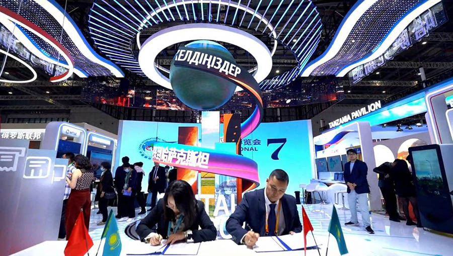 ?аза?стан CIIE-2024 бойынша рекордты? кел?с?мшарттар жасасты