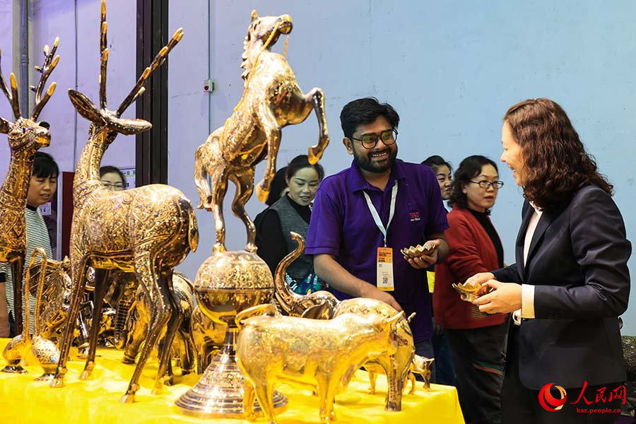 2024 ?ытайды? И-у халы?аралы? ша?ын тауарлар ж?не импортты? тауарлар к?рмес? ашылды