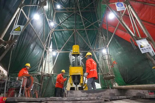 Хунань ?лкес? Пинцзян ?аласында ??ны 600 миллиард юань болатын аса ?р? алтын кен?ш? табылды