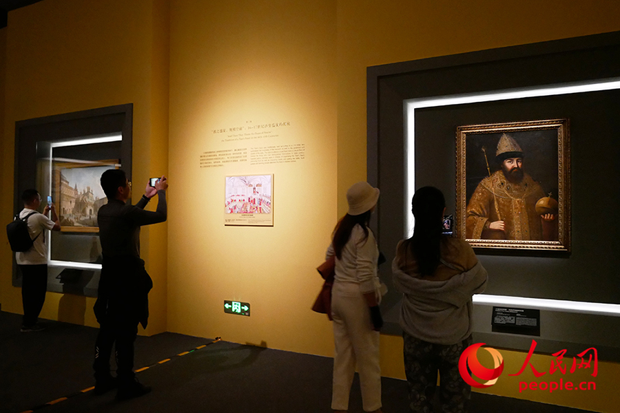 ?ытай ?лтты? м?ражайында М?скеу Кремль м?ражайларында?ы ас-су м?дени ж?д?герлер?н?? к?рмес? ашылды