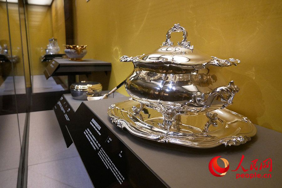 ?ытай ?лтты? м?ражайында М?скеу Кремль м?ражайларында?ы ас-су м?дени ж?д?герлер?н?? к?рмес? ашылды