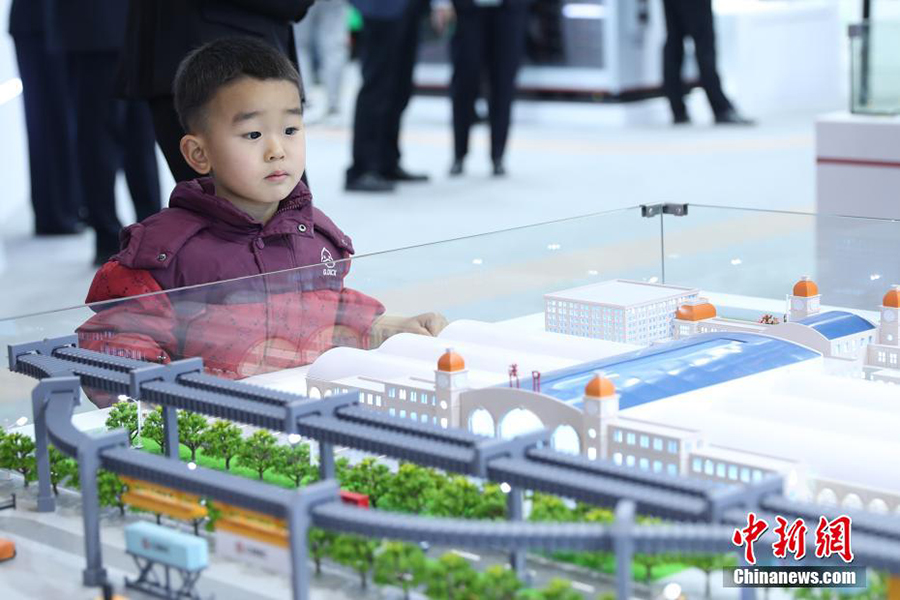 Ек?нш? ?ытай халы?аралы? жетк?з?л?м т?збег?н ал?а жылжыту к?рмес? Бейж??де ашылды