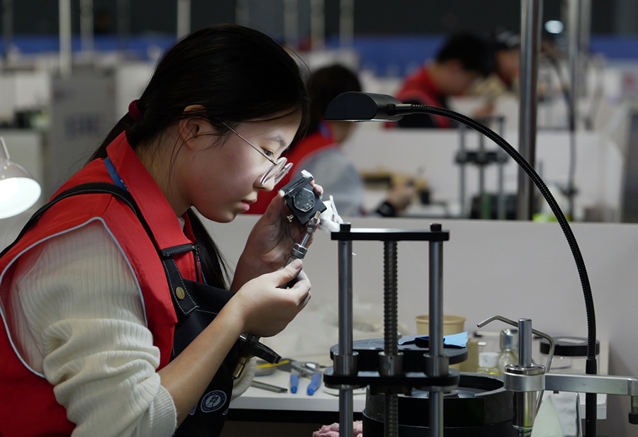 4-?нш? ?лтты? ?нерк?с?пт?к дизайн к?с?б? бойынша шеберл?к бай?ауыны? финалы басталды