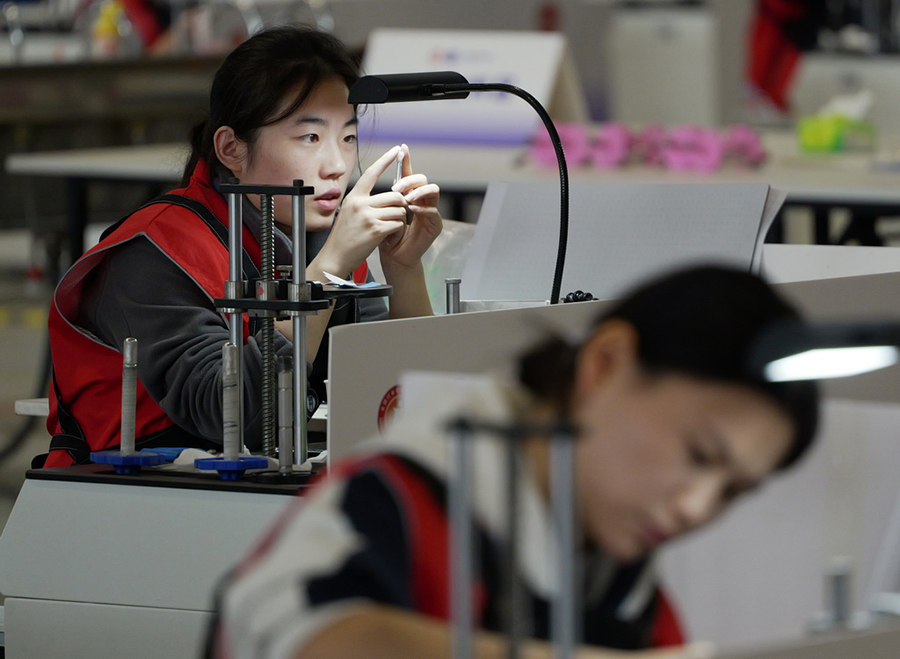 4-?нш? ?лтты? ?нерк?с?пт?к дизайн к?с?б? бойынша шеберл?к бай?ауыны? финалы басталды