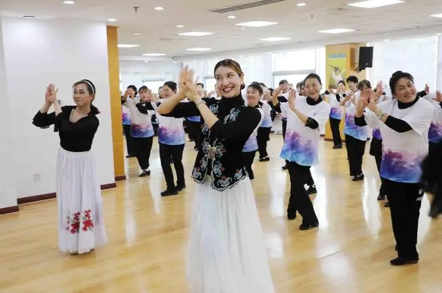 ?ШЫ? би?? ?аза? стил?ндег? топты? би саба?ы басталады