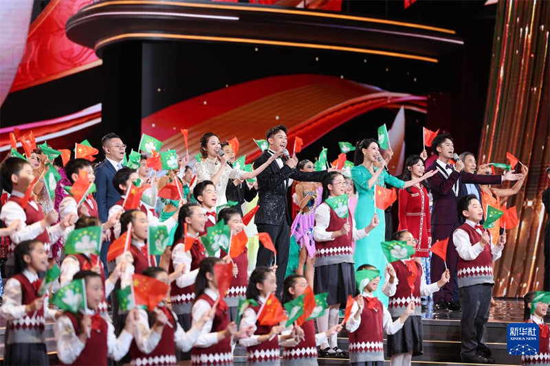 Аомэньны? отан?а оралуыны? 25 жылды?ына арнал?ан ?деби-к?ркем кеш ?тт?