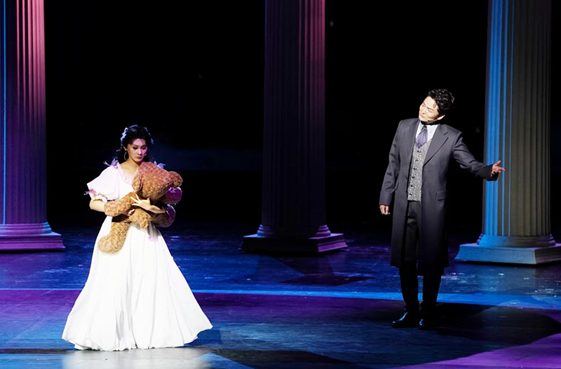 ?лтты? ?лкен театрды? ?Со?ыс ж?не бейб?тш?л?к? мюзикл? ?ойылды