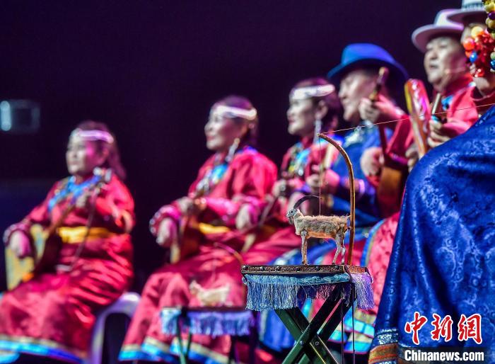 ?р?мж?де ?Батырлар жыры · Халы?ты? материалды? емес м?дени м?расы – 2025 жа?а жылды? эпикалы? арнайы кеш? ?тт?