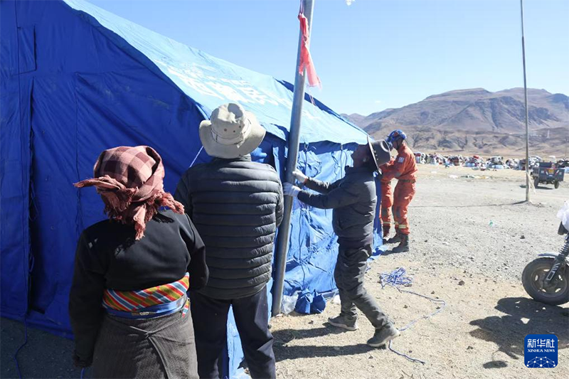 Лацзы ауданы жер с?лк?н?с? айма?ында?ы апаттан зардап шеккендерд? к?ш?ру ж?мыстары жоспарлы ж?р?п жатыр