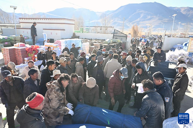 Лацзы ауданы жер с?лк?н?с? айма?ында?ы апаттан зардап шеккендерд? к?ш?ру ж?мыстары жоспарлы ж?р?п жатыр