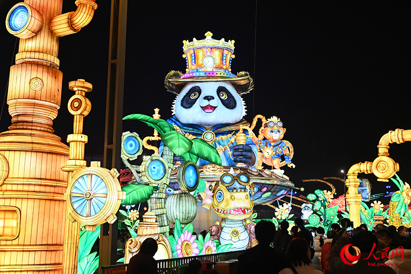 Цзыгун, Сычуань: Та??ажайып шамдар фестивал? туристерд? т?нт? етт?