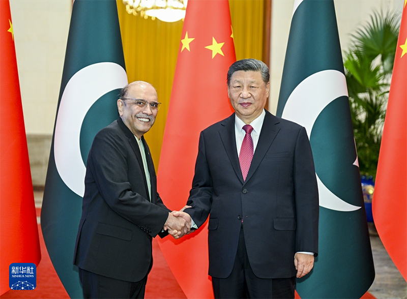 Си Цзиньпин П?к?стан Президент? Зардаримен кел?сс?здер ж?рг?зд?