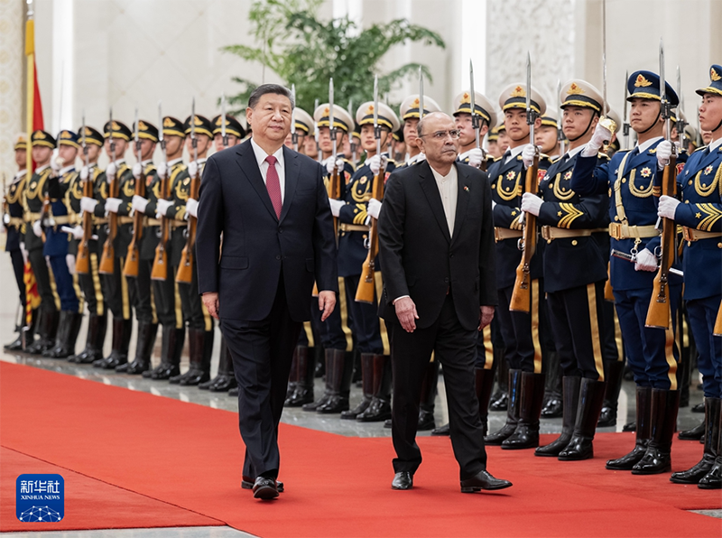 Си Цзиньпин П?к?стан Президент? Зардаримен кел?сс?здер ж?рг?зд?